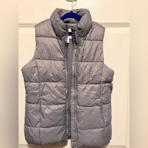 Old Navy Gray Quilted Puffer Vest for Kids - Light Gray